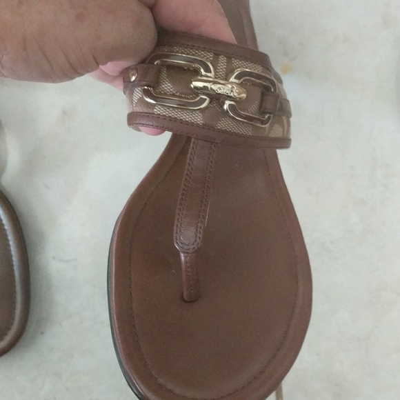 Genuine coach wedge sandal - Picture 2 of 3